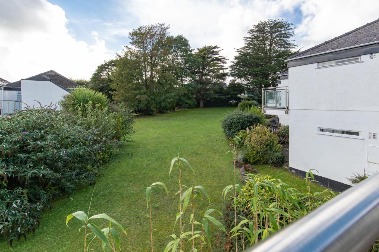 25 Coedrath Park - Sea Views From Balcony, Short Walk To Beach, Parking Saundersfoot Exteriör bild