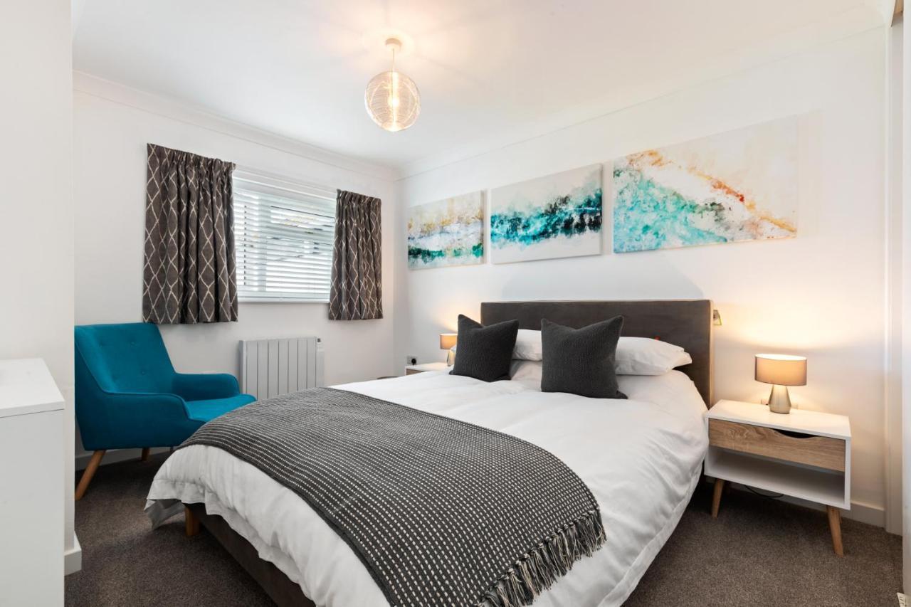 25 Coedrath Park - Sea Views From Balcony, Short Walk To Beach, Parking Saundersfoot Exteriör bild
